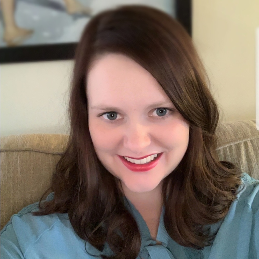 Meet your Posher, Emily